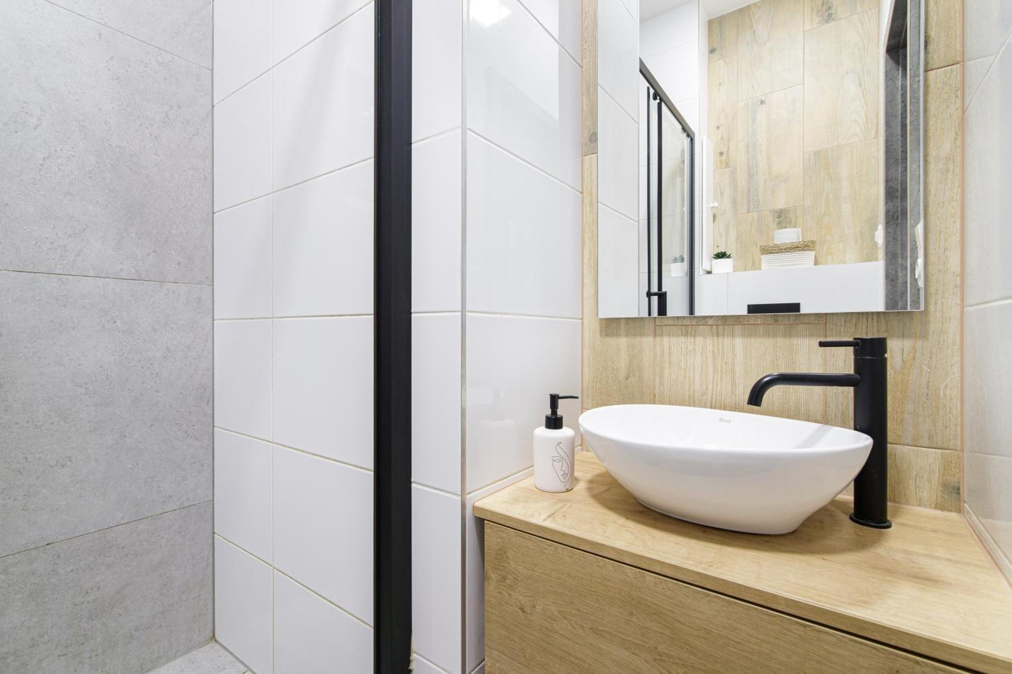 Apartment Hotel Stud Mb اوسترافا المظهر الخارجي الصورة